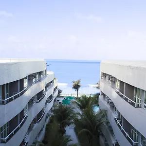 https://apartamentos-deluxe-ponta-negra-beach.hotels-natal.net